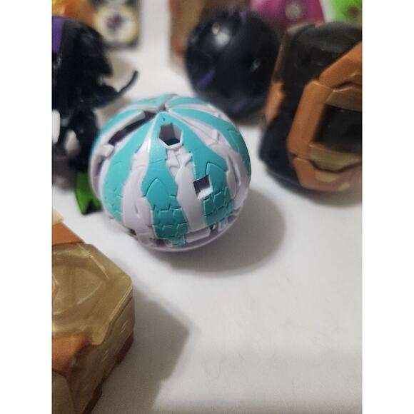 Bakugan Lot 25+ Pieces Battle Brawlers Cards Game Parts - Picture 13 of 16